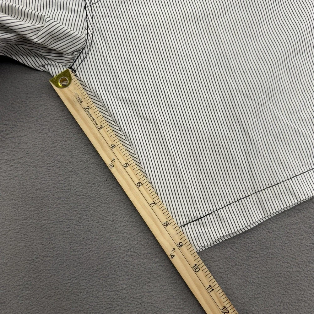 Levis XX Standard Fit Chino Shorts Mens 36 Camus Stripe Ivory Mineral Black